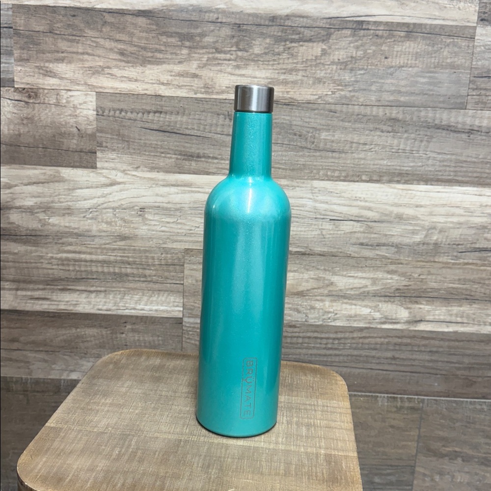BRUMATE Teal Insulated Wine Bottle.